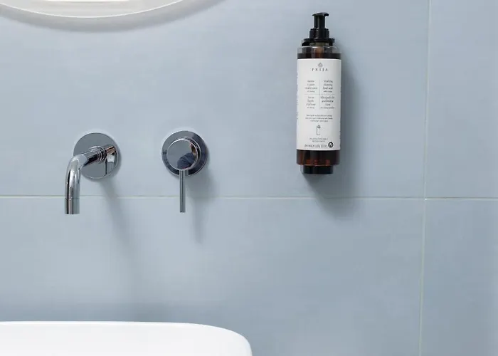 Πανσιόν Camira Apulian 3*