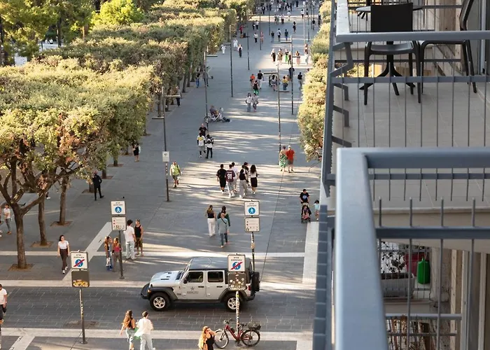 Camira Apulian Πανσιόν